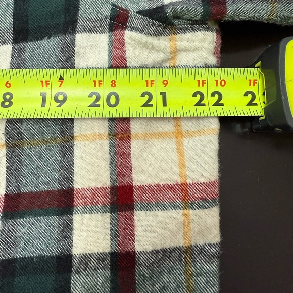 LLBEAN Scotch Plaid Flannel - Picture 5 of 6